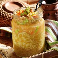 Jack in Jar (Roejack Indomie ayam Bawang in Jar)  